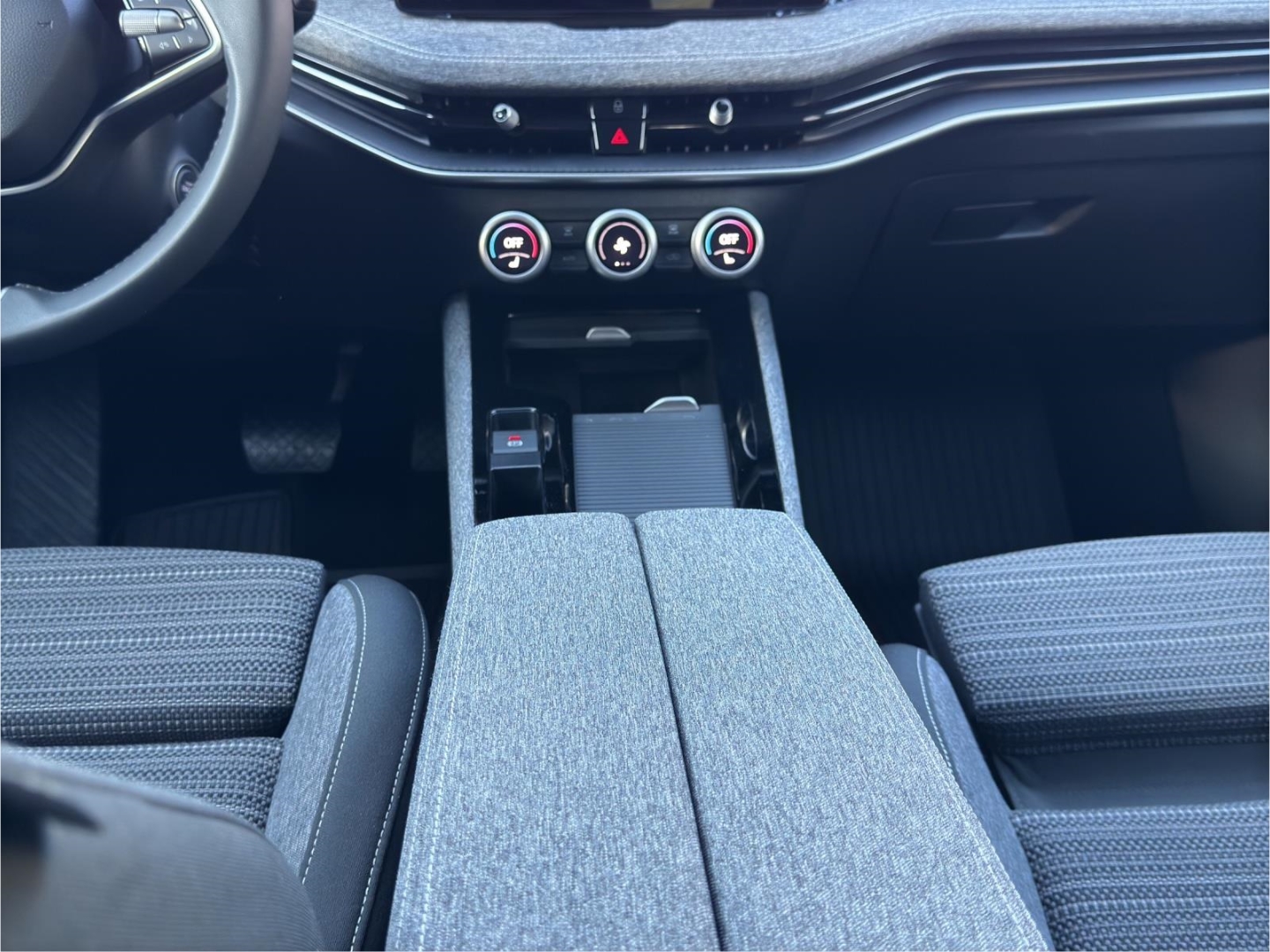 Superb Combi Selection 2.0 TDI 110kW 7 Gang DSG SOFORT VERFÜGBAR!