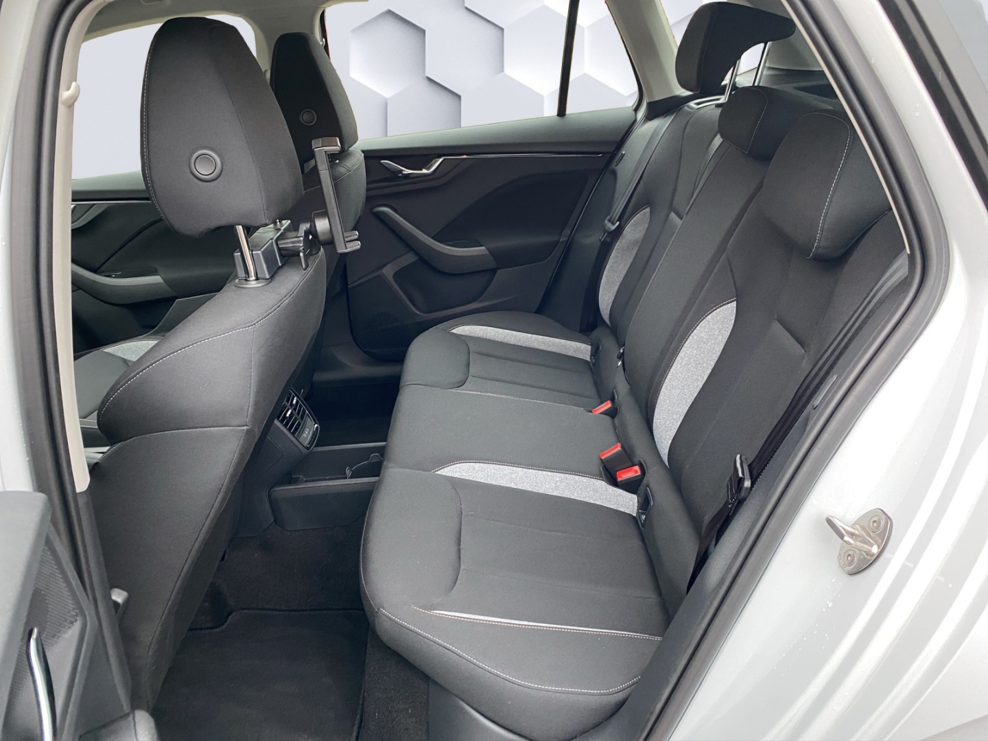 Kamiq Drive 1.0 TSI EU6e Digitales Cockpit LED Sperrdiff. Apple CarPlay Android Auto