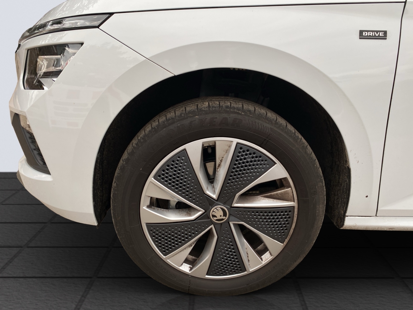 Kamiq Drive 1.0 TSI EU6e Digitales Cockpit LED Sperrdiff. Apple CarPlay Android Auto