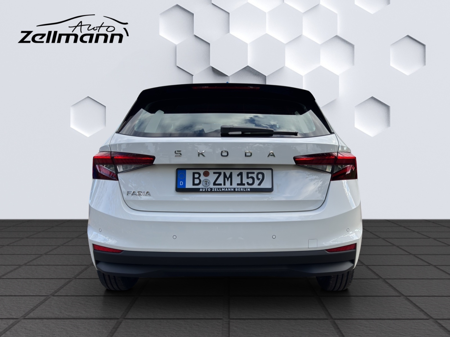 Fabia Selection LED Sperrdiff. ACC Apple CarPlay Android Auto Mehrzonenklima Musikstreaming