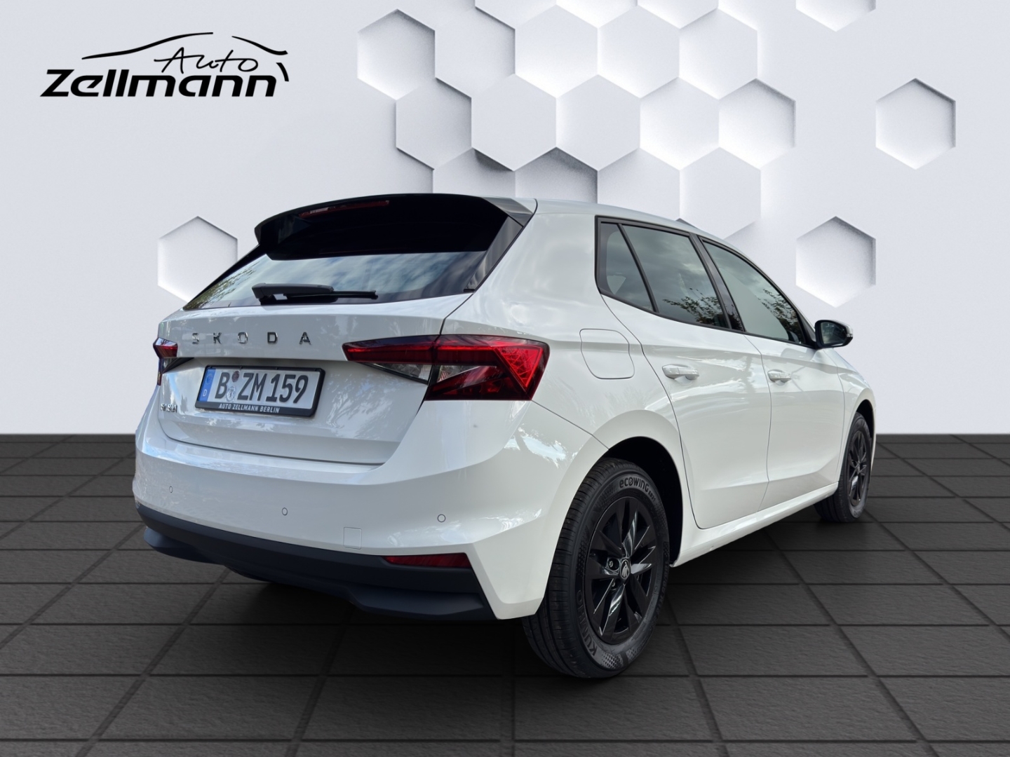 Fabia Selection LED Sperrdiff. ACC Apple CarPlay Android Auto Mehrzonenklima Musikstreaming