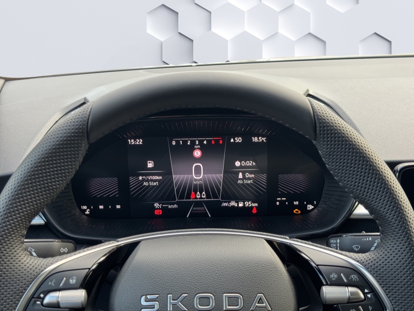 Fabia Selection LED Sperrdiff. ACC Apple CarPlay Android Auto Mehrzonenklima Musikstreaming