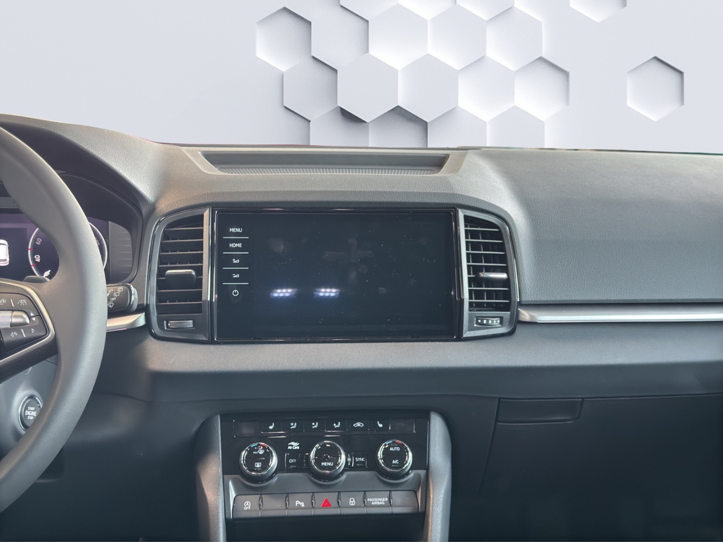 Karoq Balance AHK Navi Digitales Cockpit LED Sperrdiff. ACC El. Heckklappe Apple CarPlay