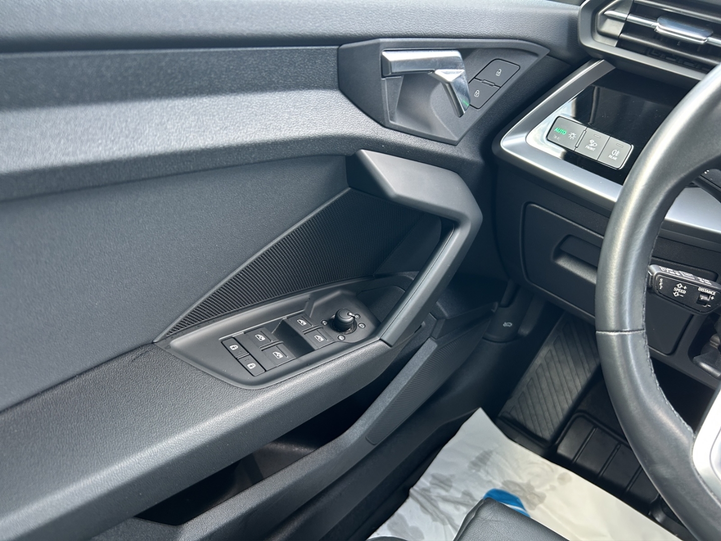 A3 Sportback TFSIe MatrixLED Rückfahrkamera ParkAssist Sitzheizung