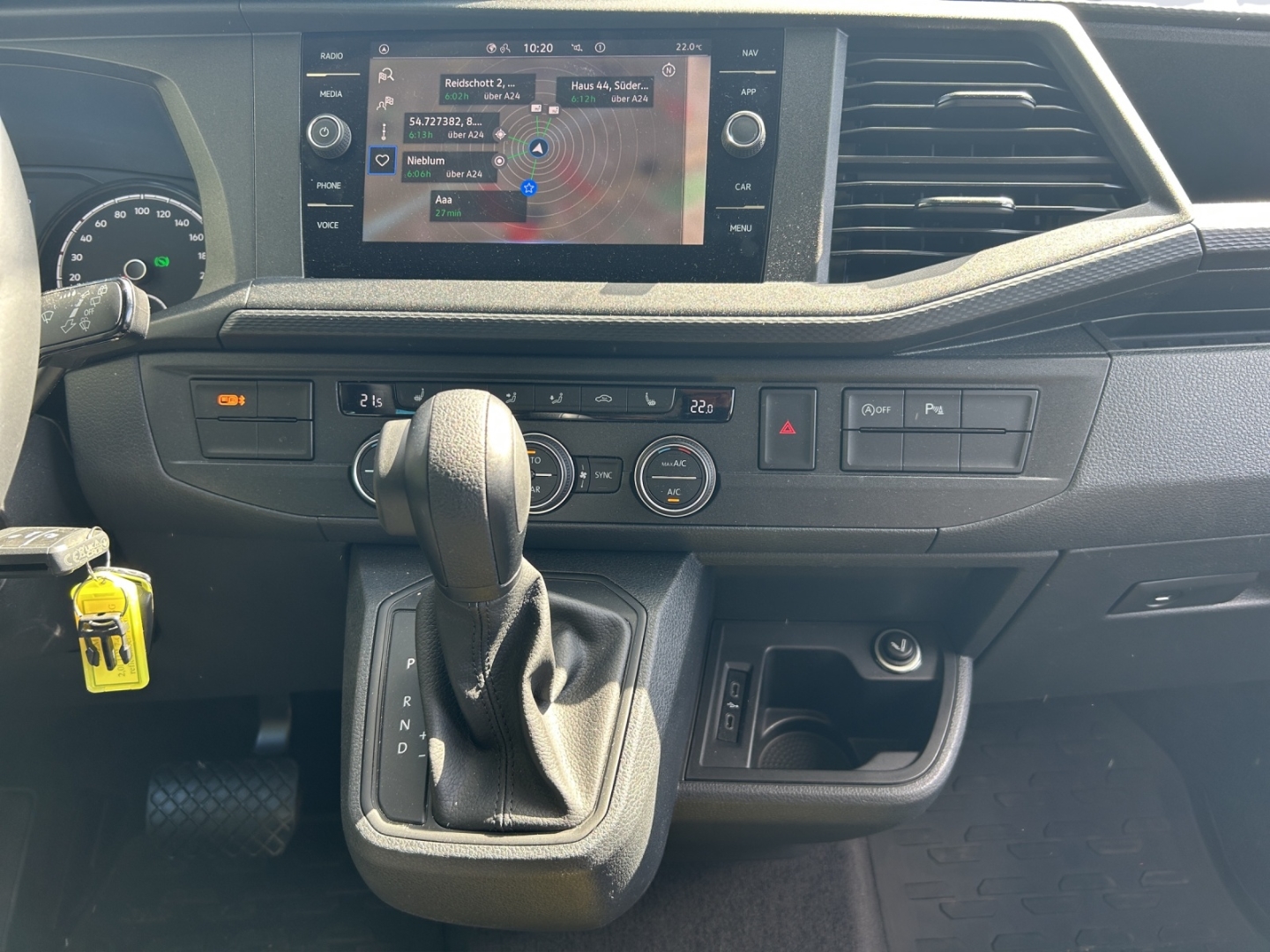 T6.1 California FWD Beach Camper 2.0 TDI Navi UVP 88.500