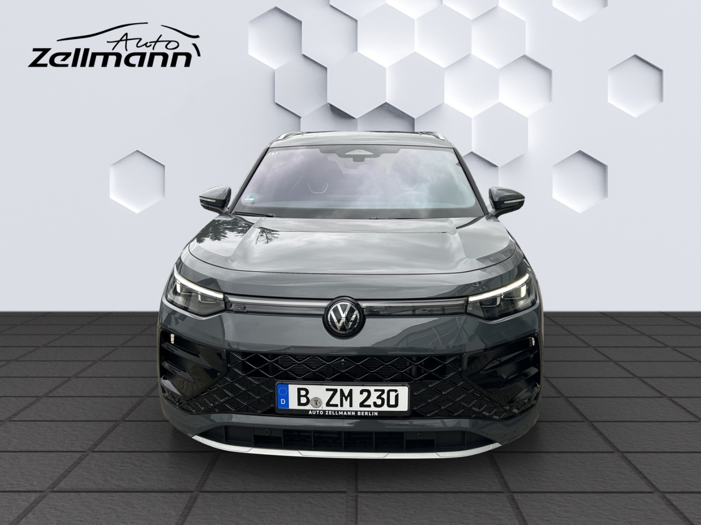 Tayron R-Line 2.0 TDI 4MOTION DSG AhK StHz W+S Reifen