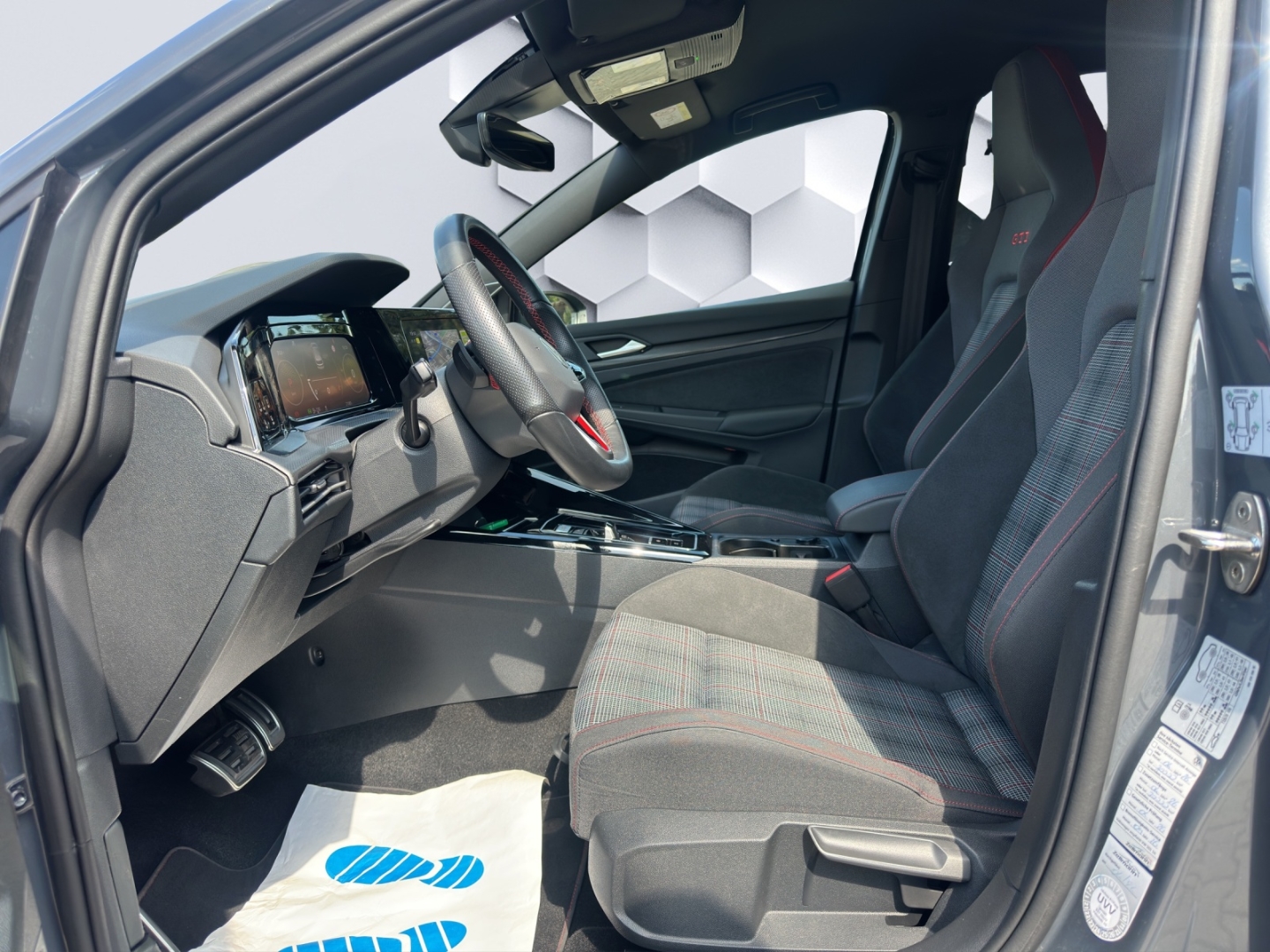 Golf GTI VIII 2.0 TSI 180 TSID7F AHZV HuD PDC ACC DCC Rückfahrkamera