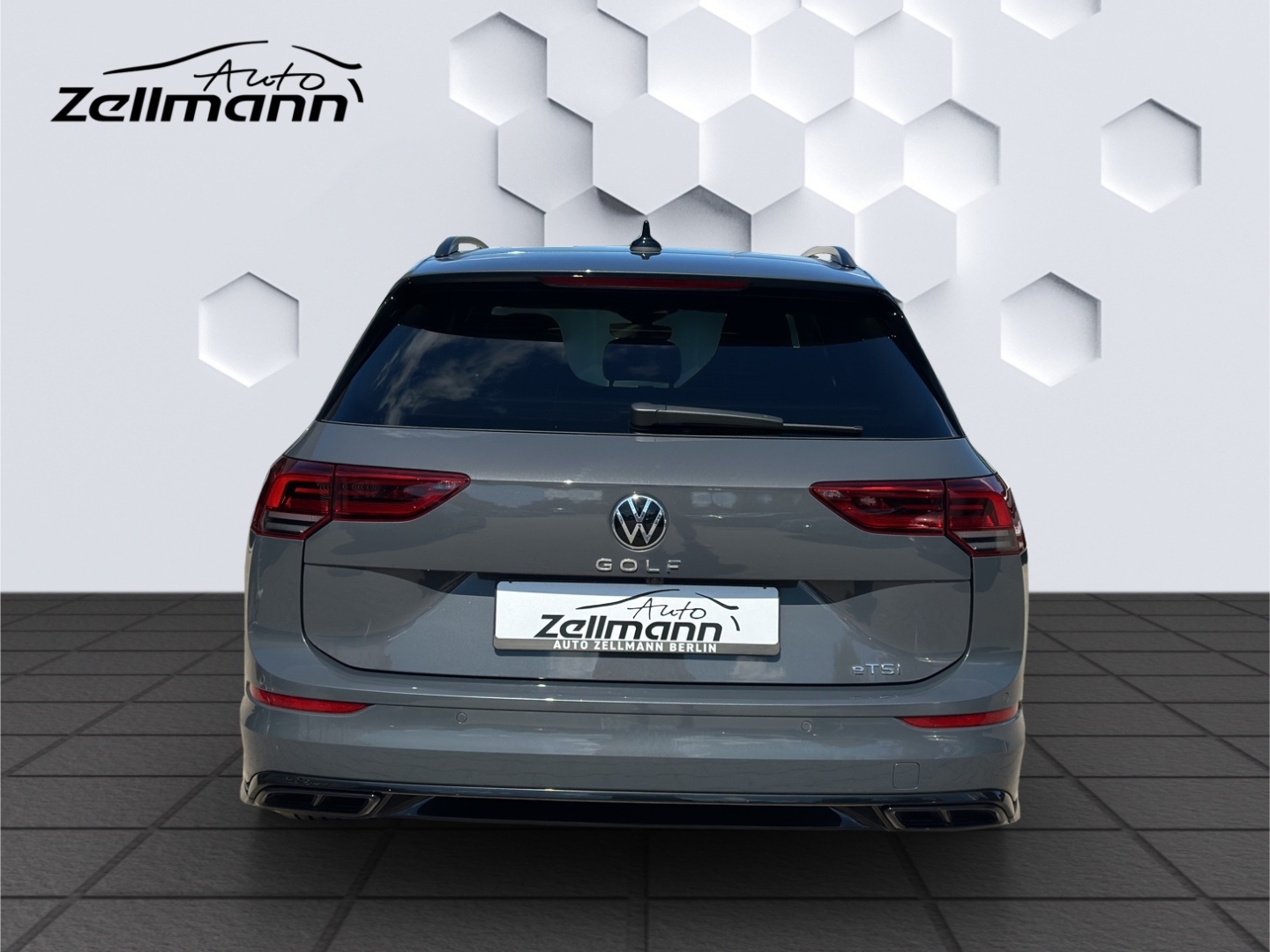 Golf Variant Mildhybrid VIII 1.5 eTSI R-Line DSG 96kW LED AHZV Rückfahrkamera