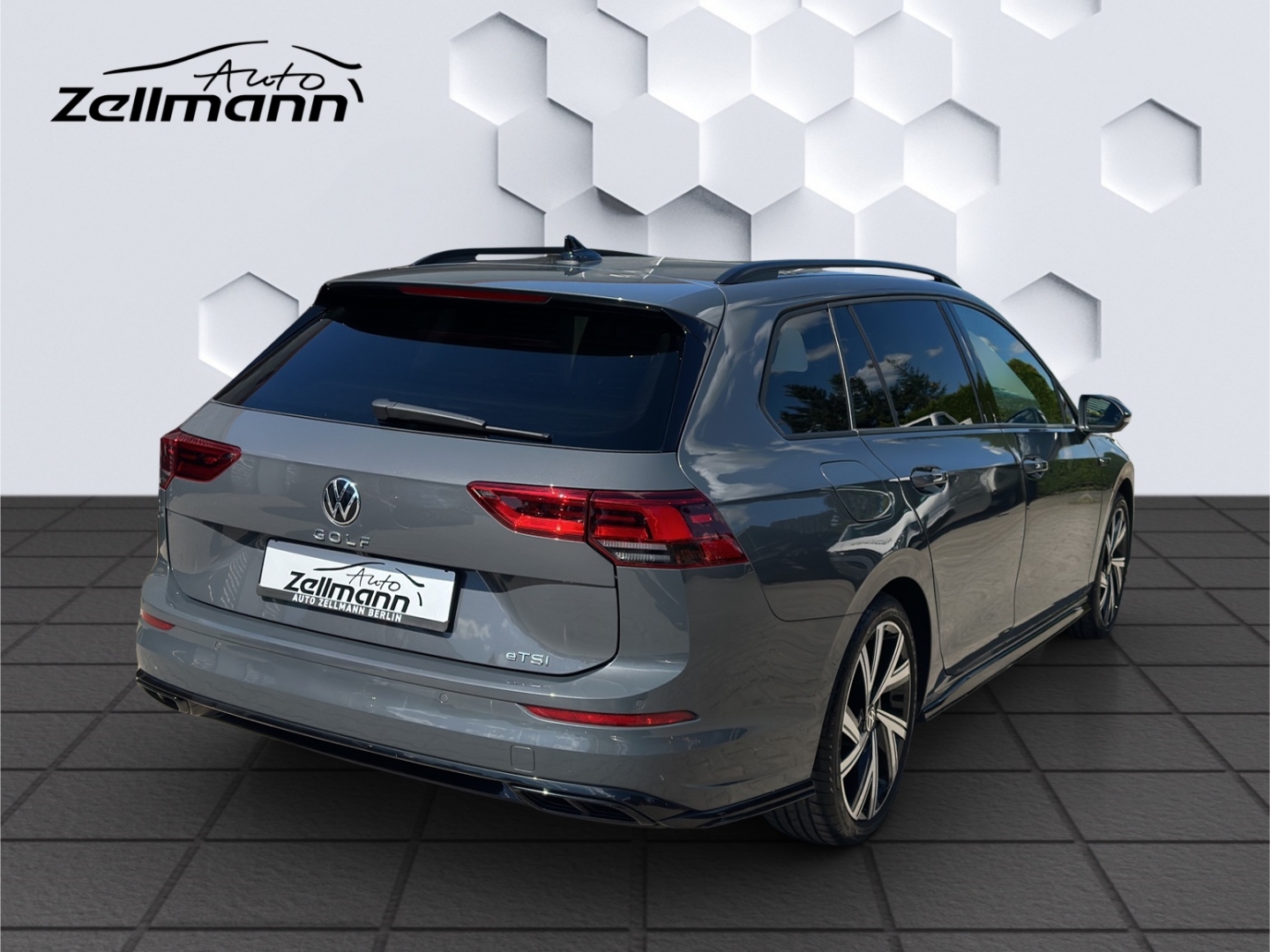 Golf Variant Mildhybrid VIII 1.5 eTSI R-Line DSG 96kW LED AHZV Rückfahrkamera