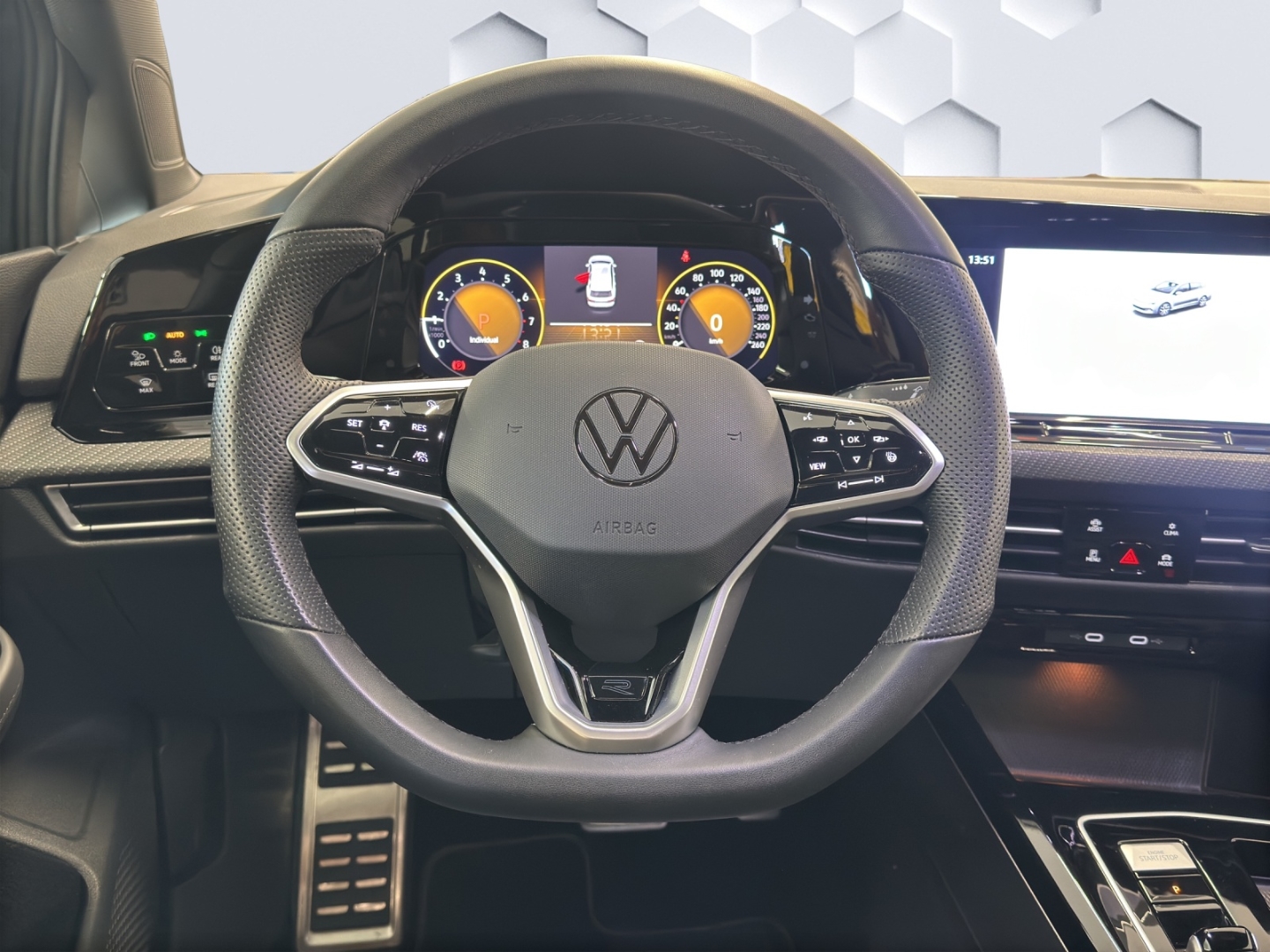 Golf Variant Mildhybrid VIII 1.5 eTSI R-Line DSG 96kW LED AHZV Rückfahrkamera