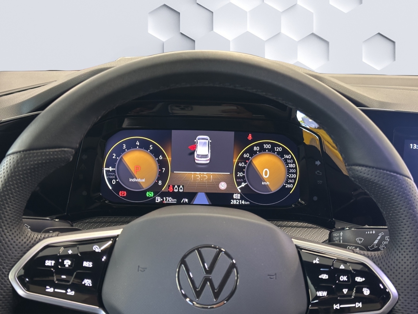 Golf Variant Mildhybrid VIII 1.5 eTSI R-Line DSG 96kW LED AHZV Rückfahrkamera