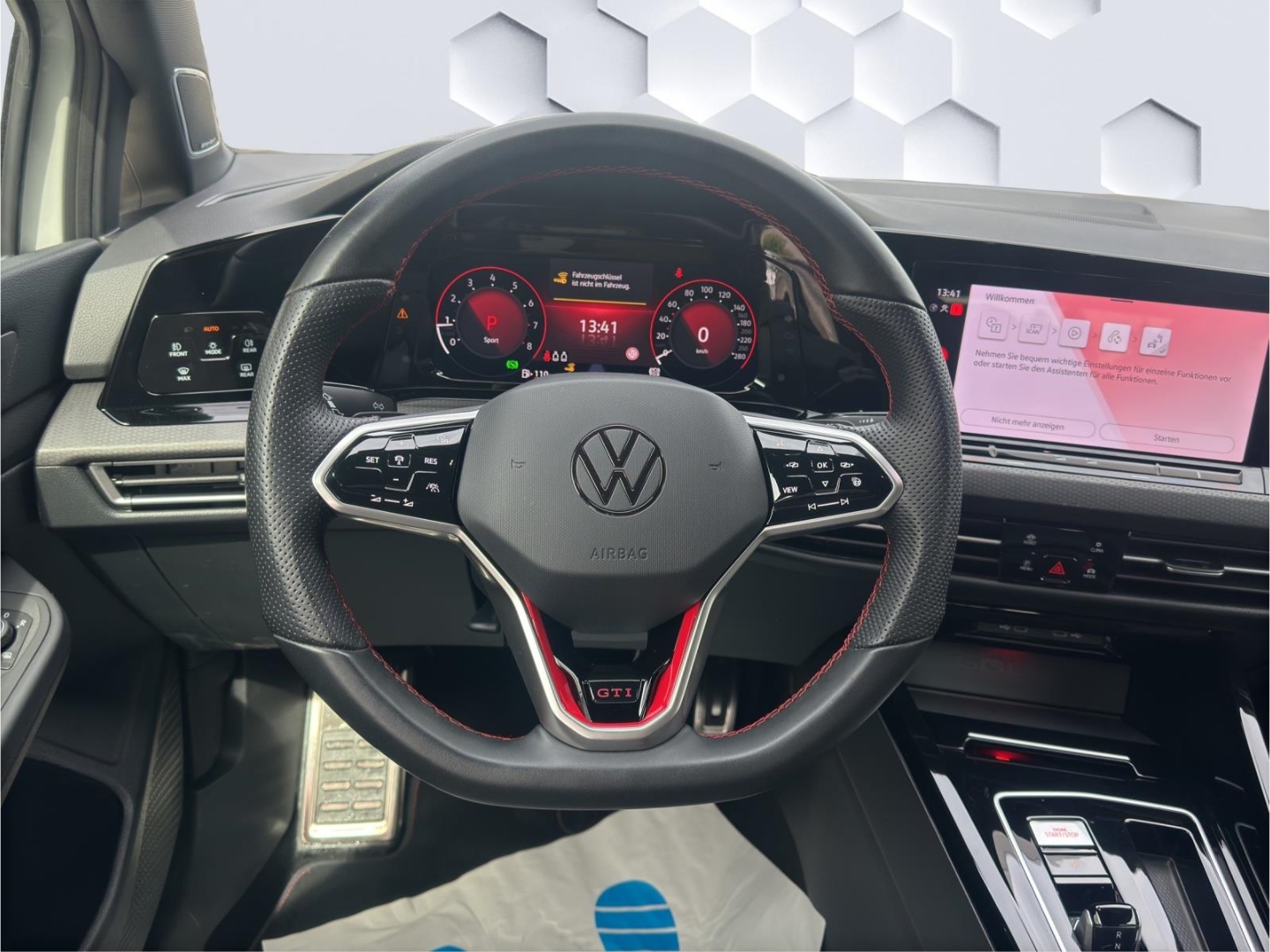 Golf GTI 2.0 TSI DSG 180kW LED AHZV Sitzheizung App-Connect