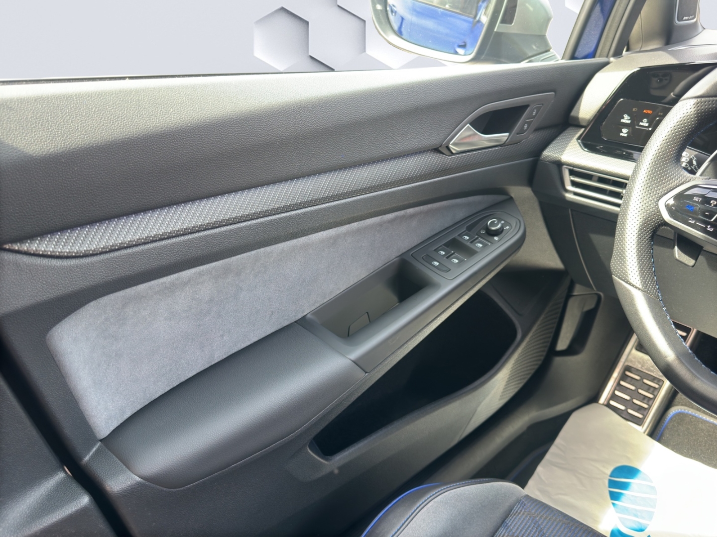 Golf R 2.0 TSI 4Motion DSG 235kW Panoschiebedach HuD Sitzheizung