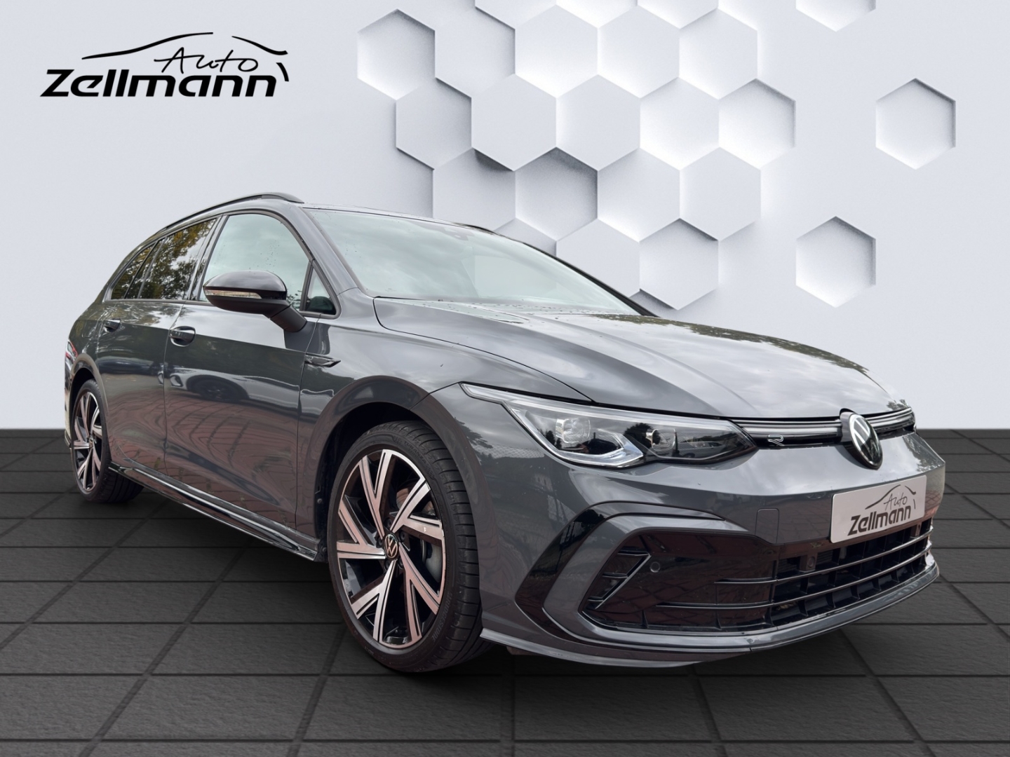 Golf Variant Mildhybrid VIII 1.5 eTSI R-Line DSG 96kW LED AHZV Sitzheizung