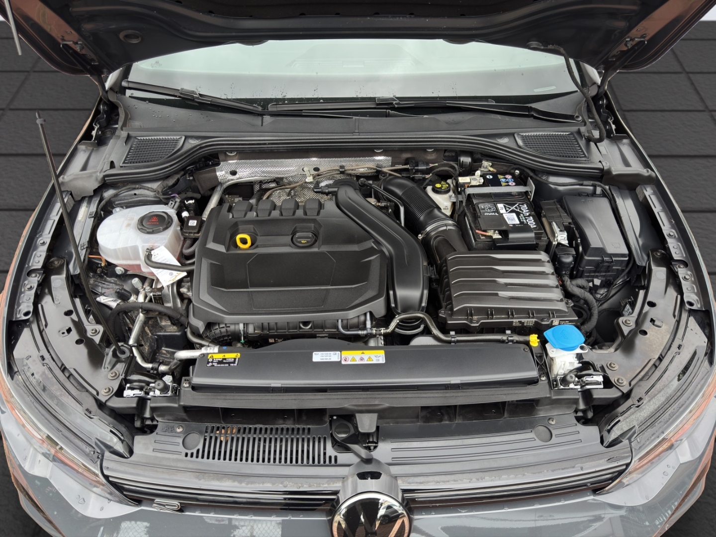 Golf Variant Mildhybrid VIII 1.5 eTSI R-Line DSG 96kW LED AHZV Sitzheizung