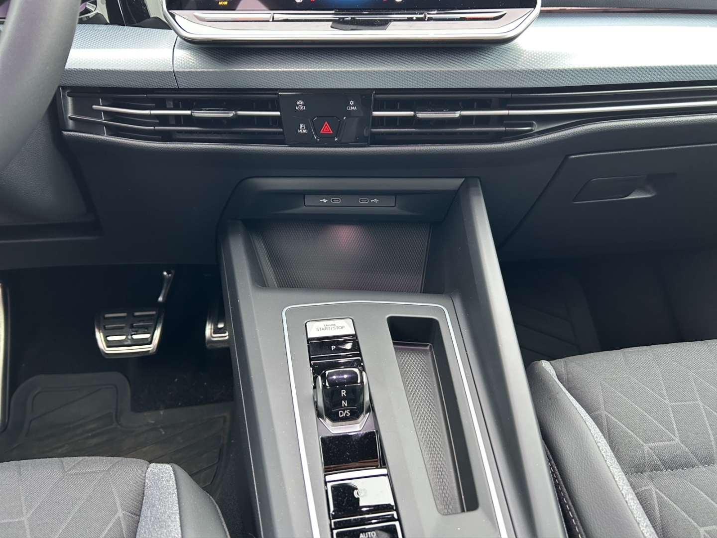 Golf Goal 1,5l eTSI DSG Digitales Cockpit LED Sperrdiff. ACC Apple CarPlay Android Auto