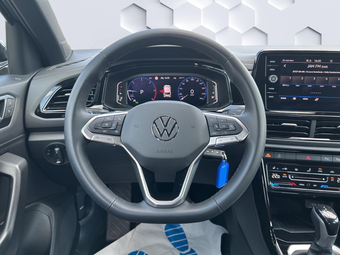 T-Roc Style 2.0l TDI DSG AhK Kamera IQ Drive W+S Reifen