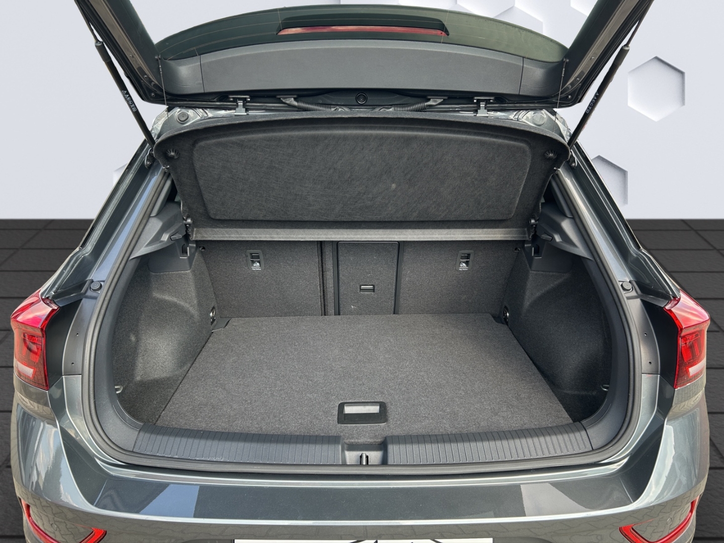 T-Roc Style 2.0l TDI DSG AhK Kamera IQ Drive W+S Reifen