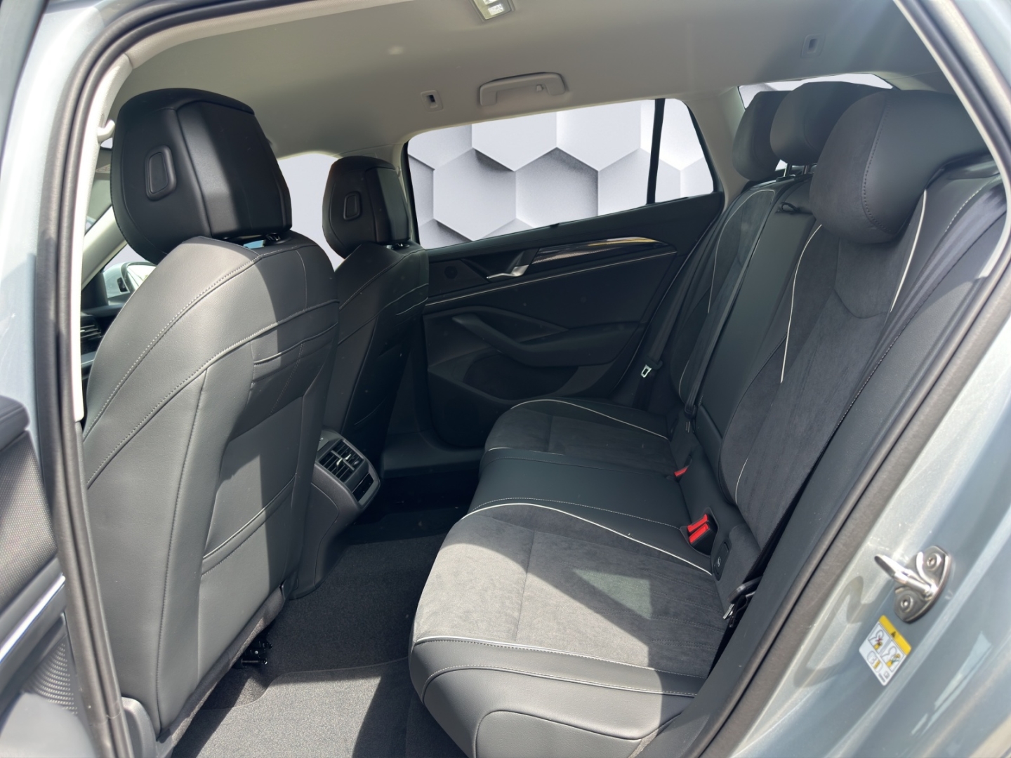 Passat Variant 1.5l TSI eHybrid DSG Navi Klima IQ Drive Apple CarPlay