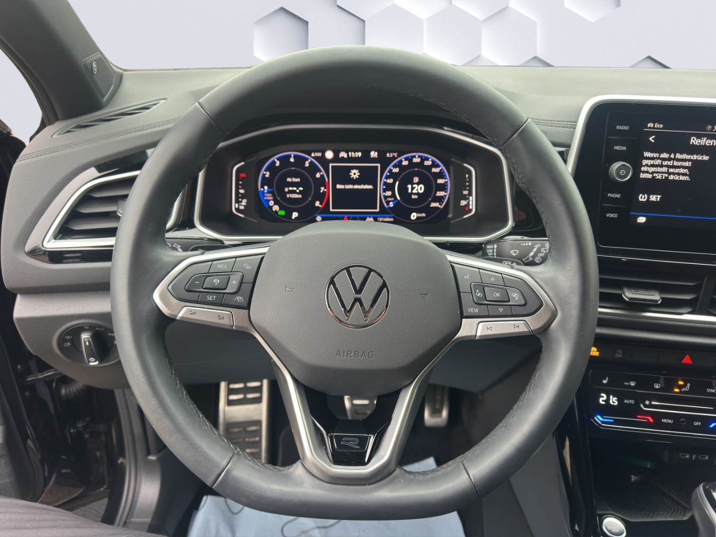 T-Roc R-Line 1.5 l TSI OPF 110 kW (150 PS) 7-Gang-Doppelkupplungsgetriebe AHZV,MatrixLED,ACC,Rückfahrkamera,ParkLenkAssist,Sitzheizung