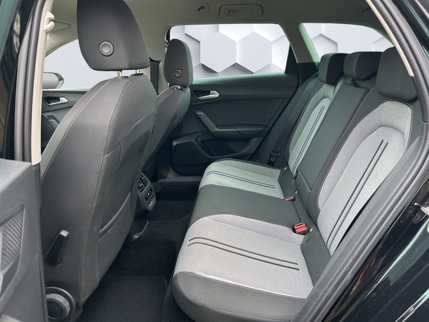 Leon Sportstourer Style 2.0 TDI 110kW AHZV, LED,ACC,Rückfahrkamera,ParkLenkAssist, Sitzheizung