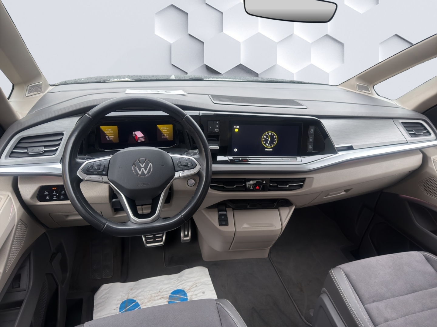 T7 Multivan Style 2.0 150kW MatrixLED PanoDach ACC Rückfahrkamera ParkLenkAssist