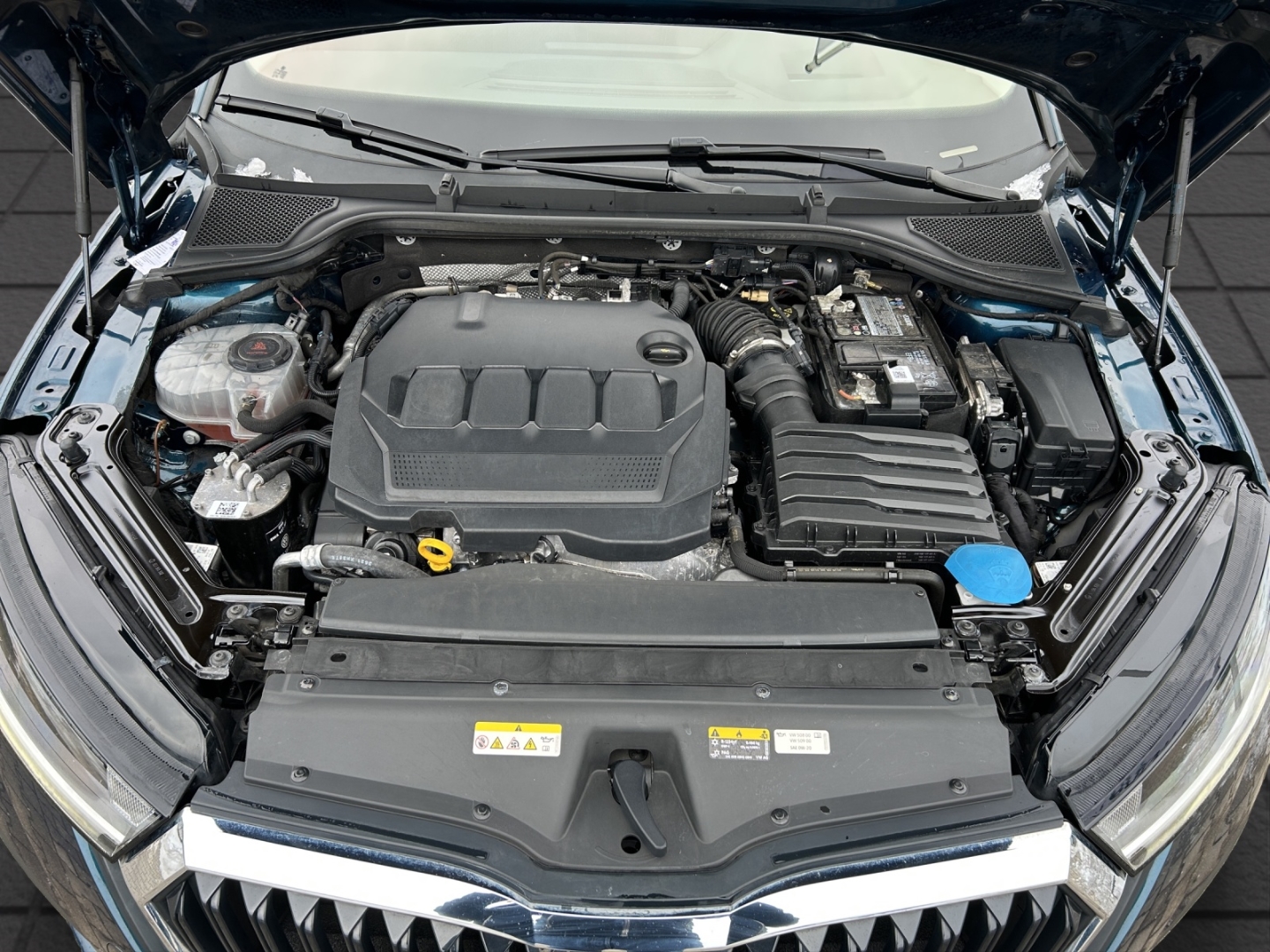 Octavia Combi Style 2.0TDI DSG AHZV LED HuD PDC Sitzheizung