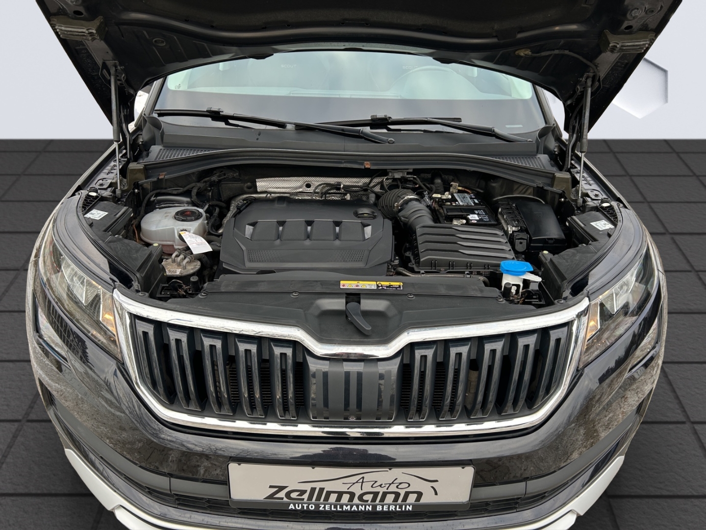 Kodiaq Scout 4x4 2.0TDI AHZV PanoDach ACC 360°Kamera ParkLenkAssist Sitzheizung