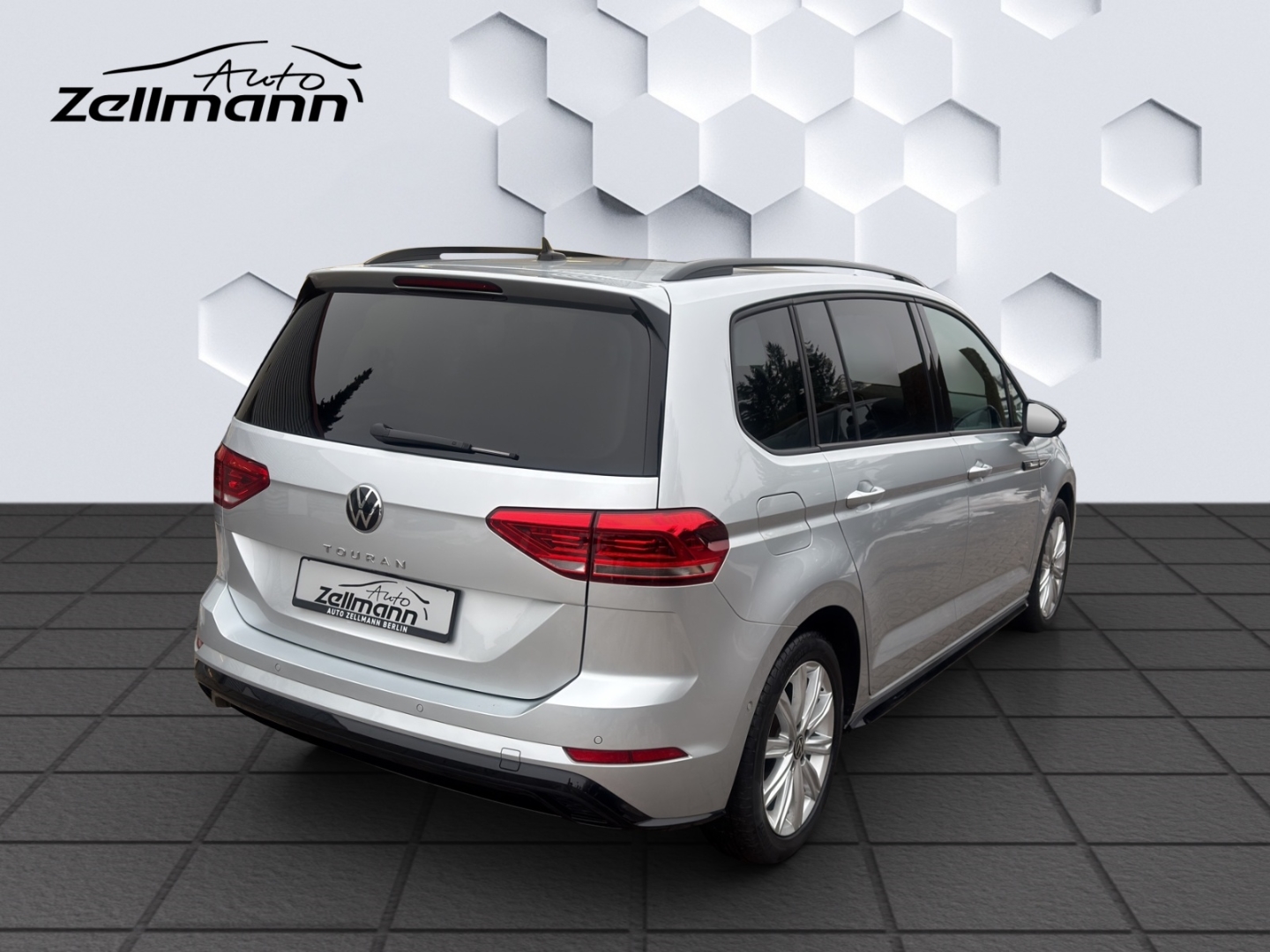 Touran BMT Start-Stopp EU6d Highline 1.5 TSI AHZV LED PanoDach ACC Rückfahrkamera Sitzheizung