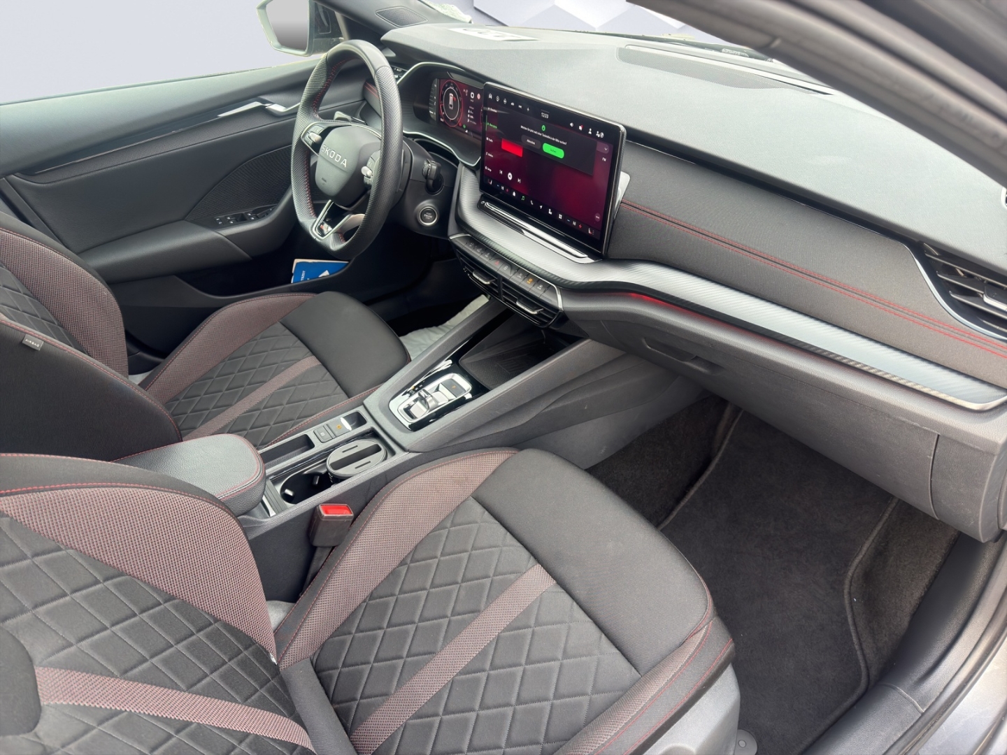 Octavia Combi RS 2.0TSI 195kW MatrixLED PanoDach ACC 360°Kamera Sitzheizung