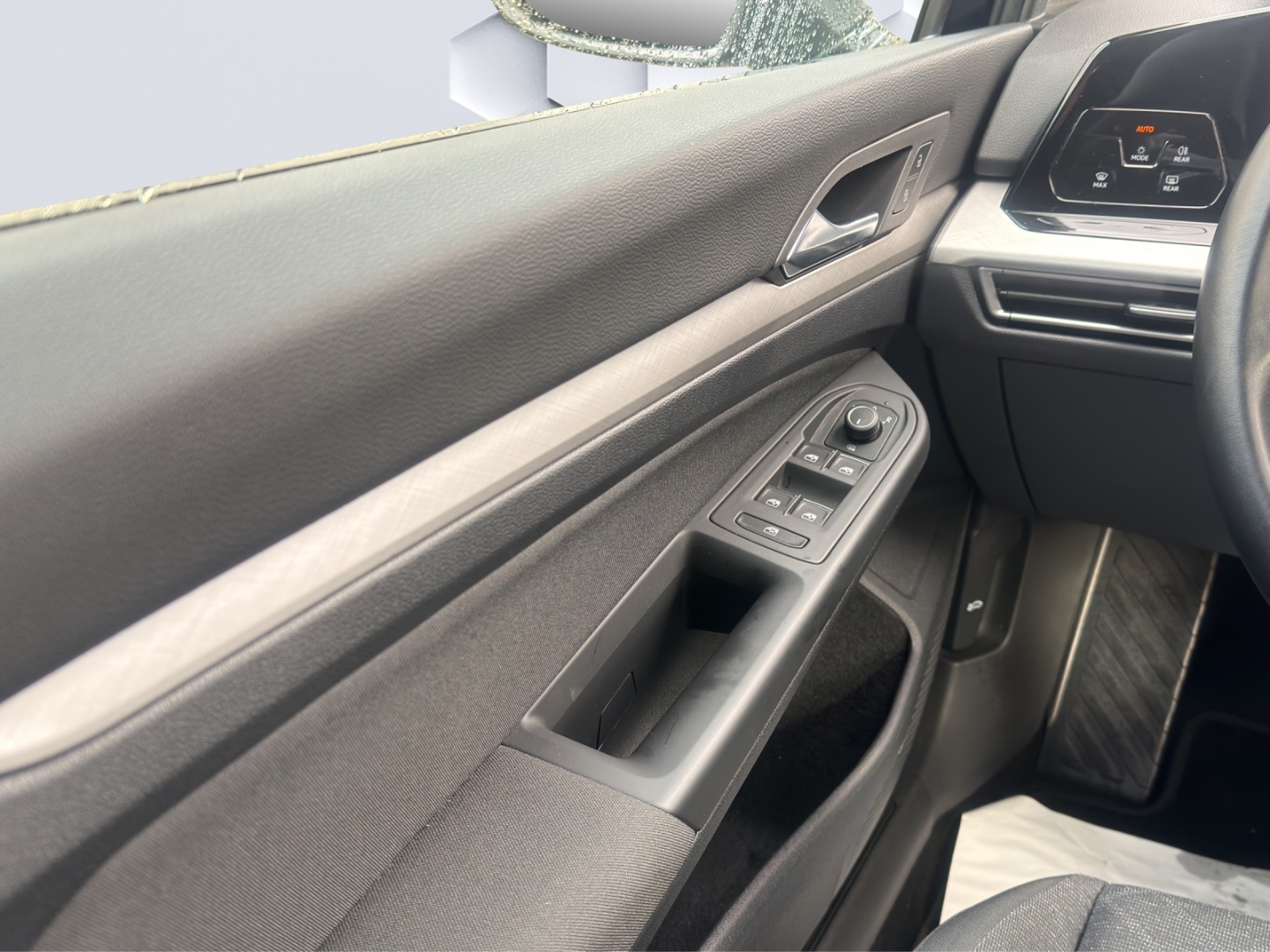 Golf VIII Life 1.0 TSI 81kW SG LED PDC Klima Sitzheizung