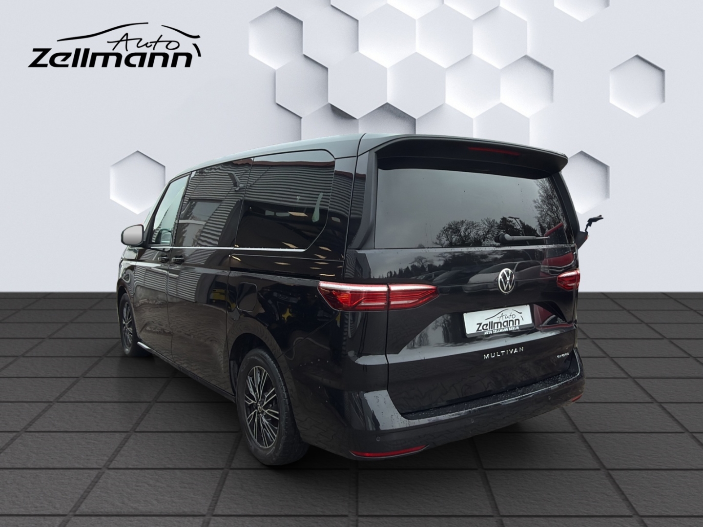T7 Multivan 1.4 TSI eHybrid MatrixLED PanoDach HuD ACC ParkLenkAssist Rückfahrkamera Standheizung