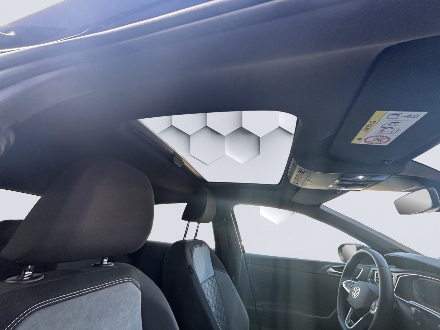 Taigo R-Line 1.0l TSI DSG Panorama IQ.Drive Licht & Sicht