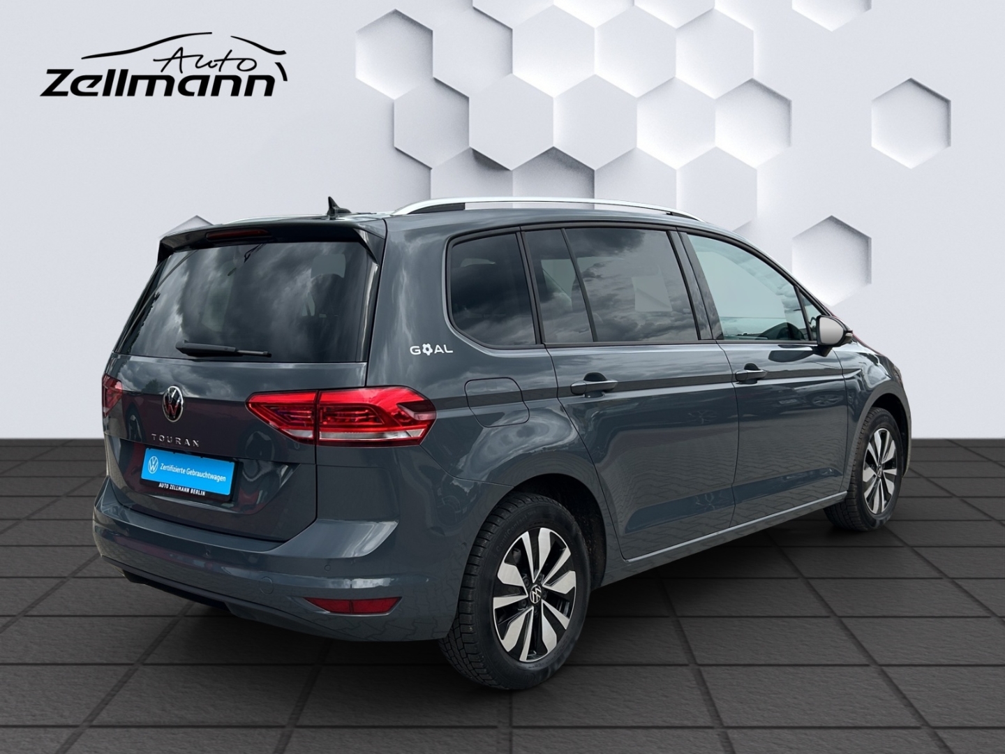 Touran BMT Start-Stopp Comfortline 1.5 TSI 110kW DSG AHZV LED ACC TrailerAssist Sitzheizung