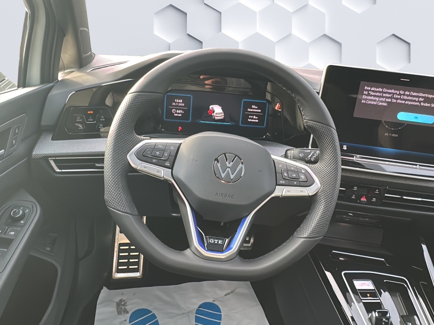 Golf GTE 1.5 eHybrid DSG Panodach Navi Leder AhK