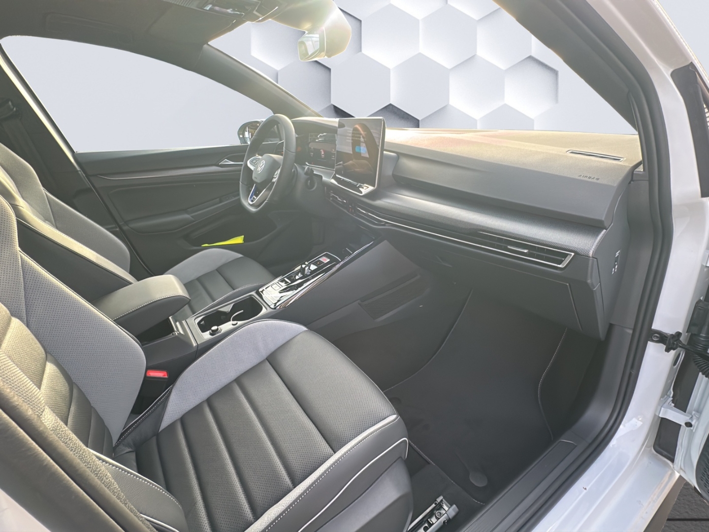Golf GTE 1.5l eHybrid DSG Navi AhK Panodach Navi