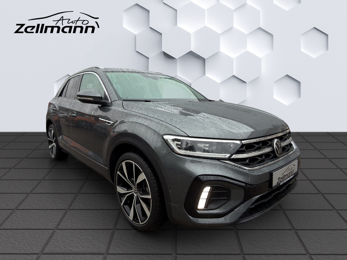 T-Roc 4Motion R-Line 2.0TSI 140kW MatrixLED PanoDach ACC Rückfahrkamera ParkAssist Sitzheizung