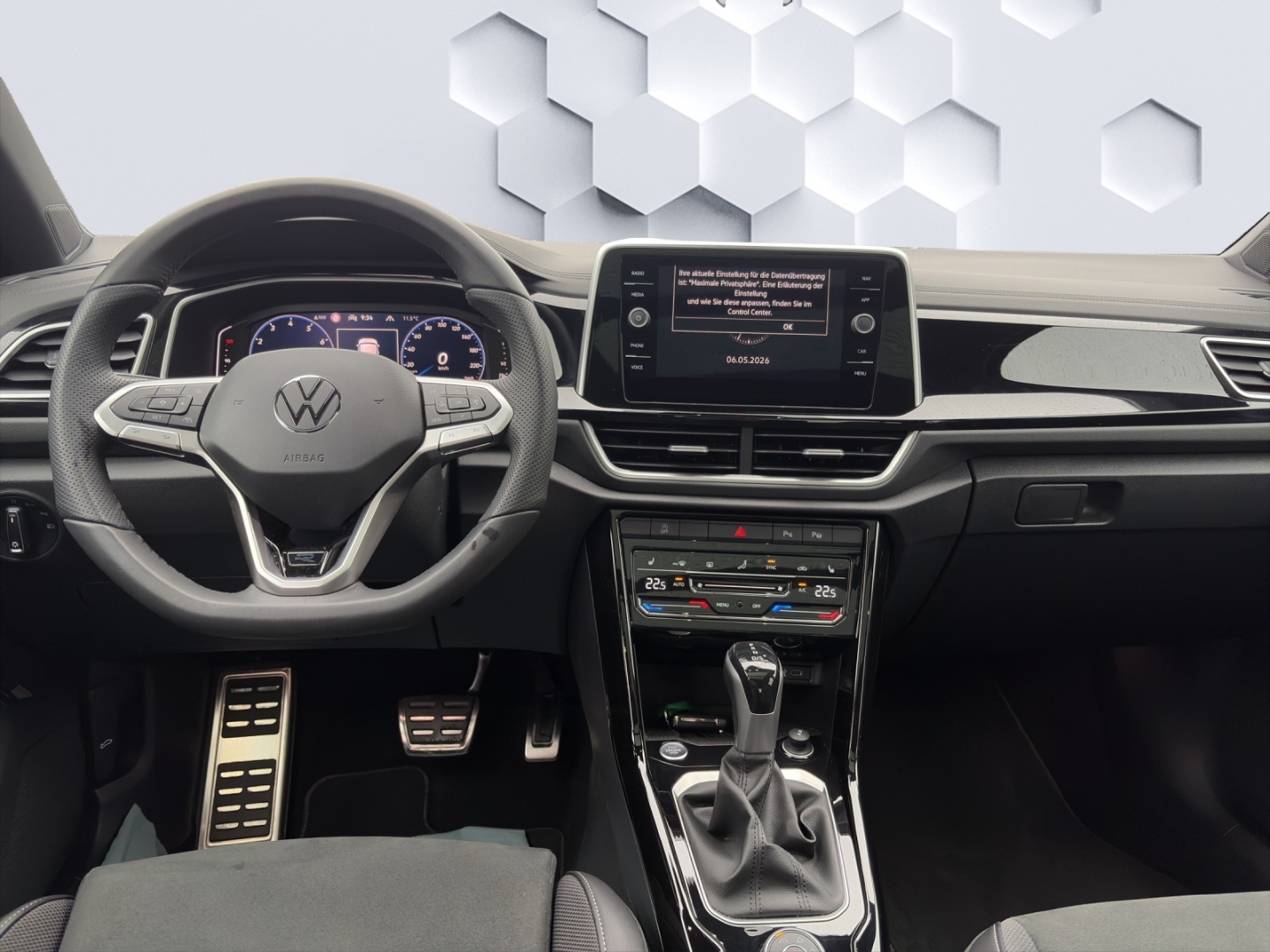 T-Roc 4Motion R-Line 2.0TSI 140kW MatrixLED PanoDach ACC Rückfahrkamera ParkAssist Sitzheizung