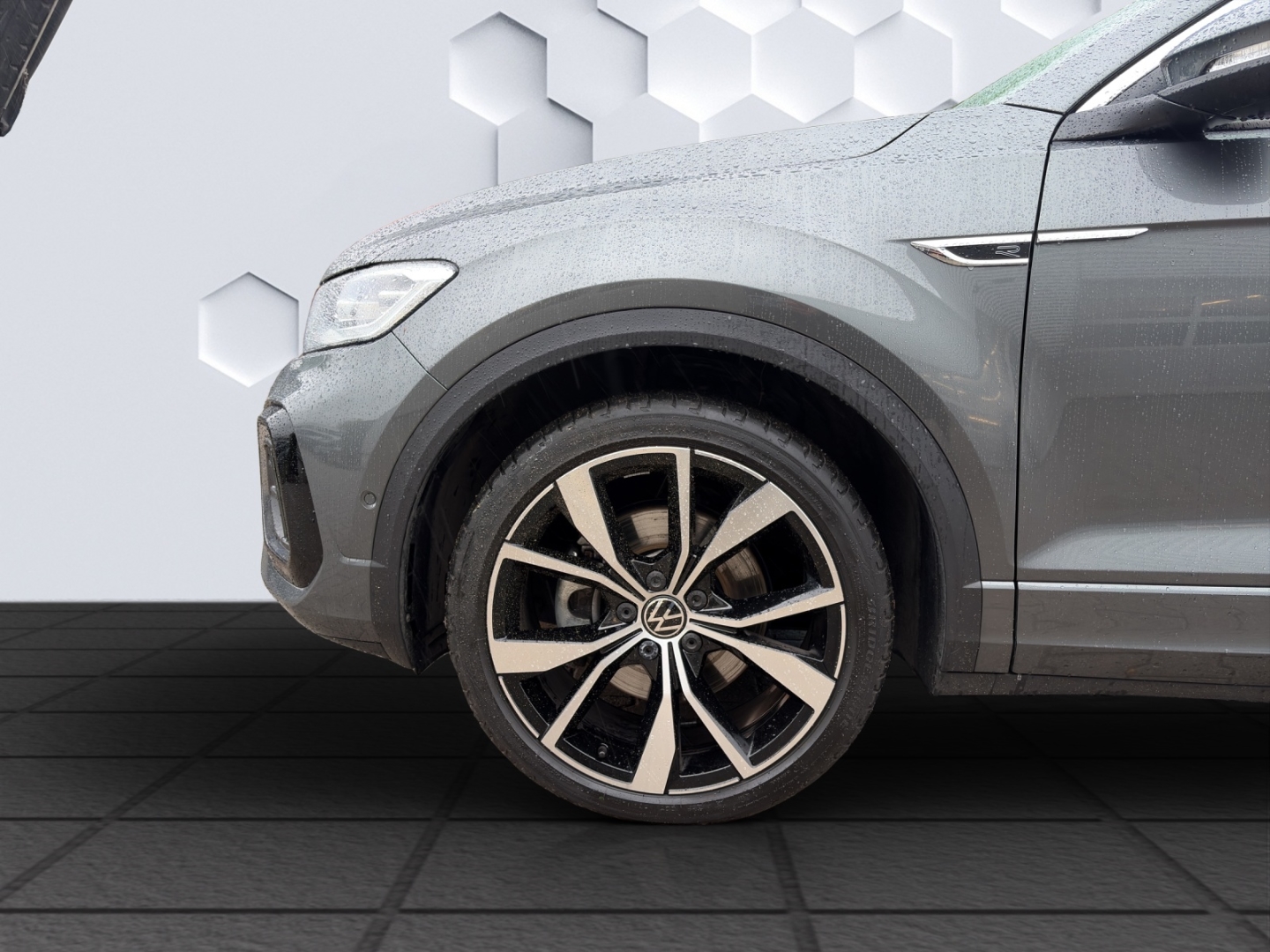 T-Roc 4Motion R-Line 2.0TSI 140kW MatrixLED PanoDach ACC Rückfahrkamera ParkAssist Sitzheizung