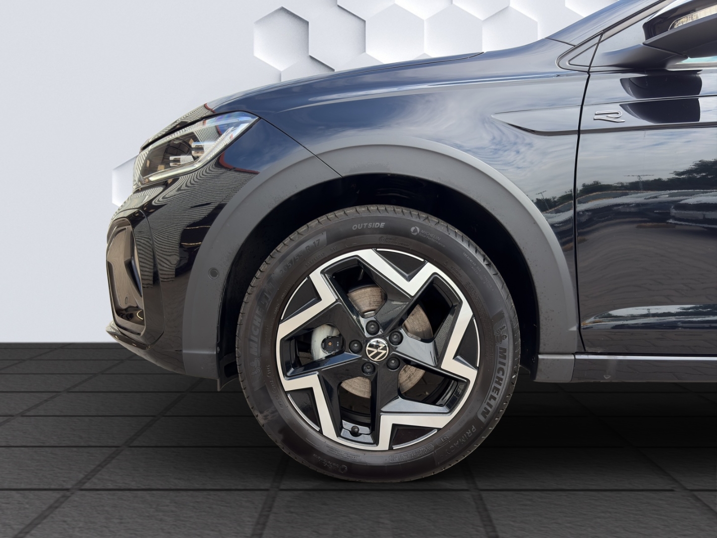 Taigo R-Line 1.5 TSI DSG 110kW MatrixLED ACC Rückfahrkamera ParkAssist Sitzheizung
