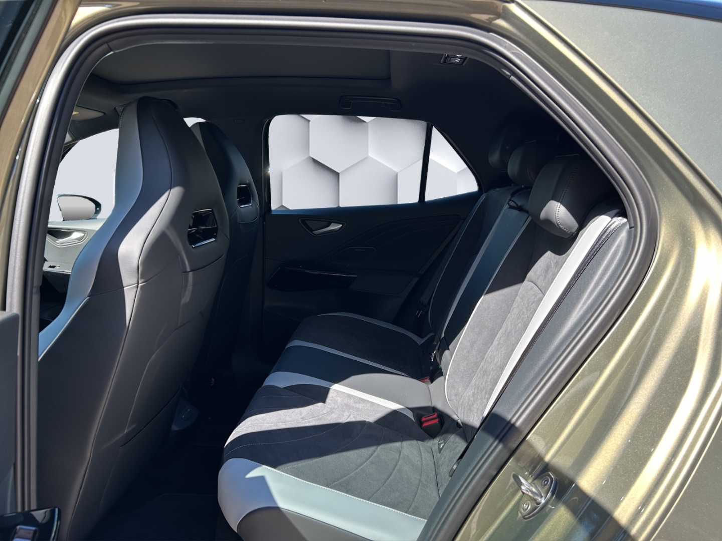 ID.3 Pro 170kW MatrixLED PanoDach HuD ACC ParkAssist 360°Kamera Sitzheizung