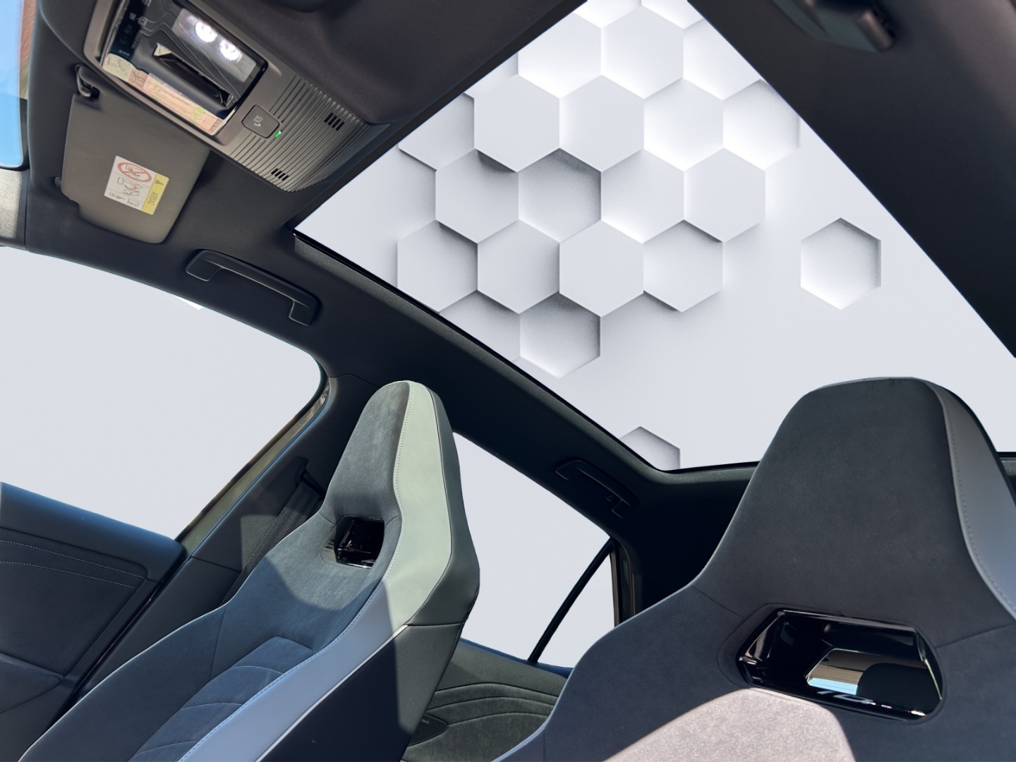 ID.3 Pro 170kW MatrixLED PanoDach HuD ACC ParkAssist 360°Kamera Sitzheizung