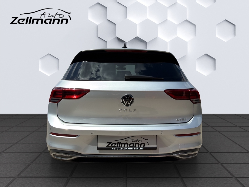 Golf VIII Style 1.5 eTSI 96kW DSG LED ACC Rückfahrkamera Sitzheizung