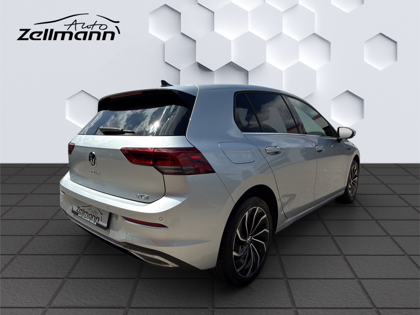 Golf VIII Style 1.5 eTSI 96kW DSG LED ACC Rückfahrkamera Sitzheizung