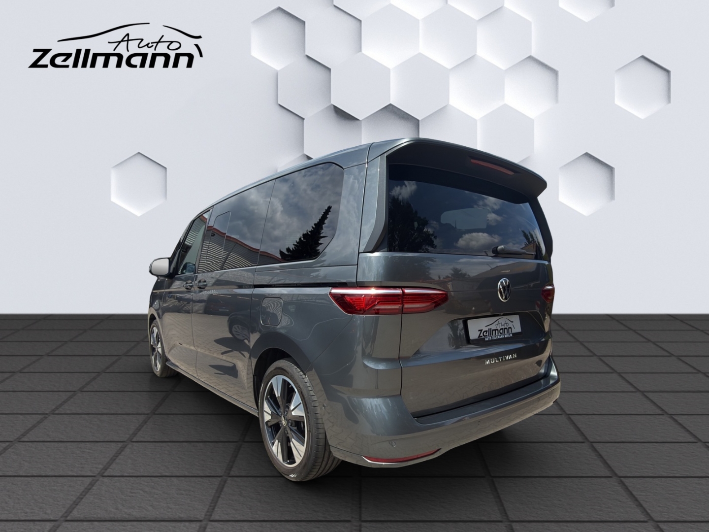 T7 Multivan Life 2.0 TDI 110kW DSG AHZV MatrixLED ACC DCC ParkAssist 360°Kamera Standheizung Sitzheizung 7-Sitzer