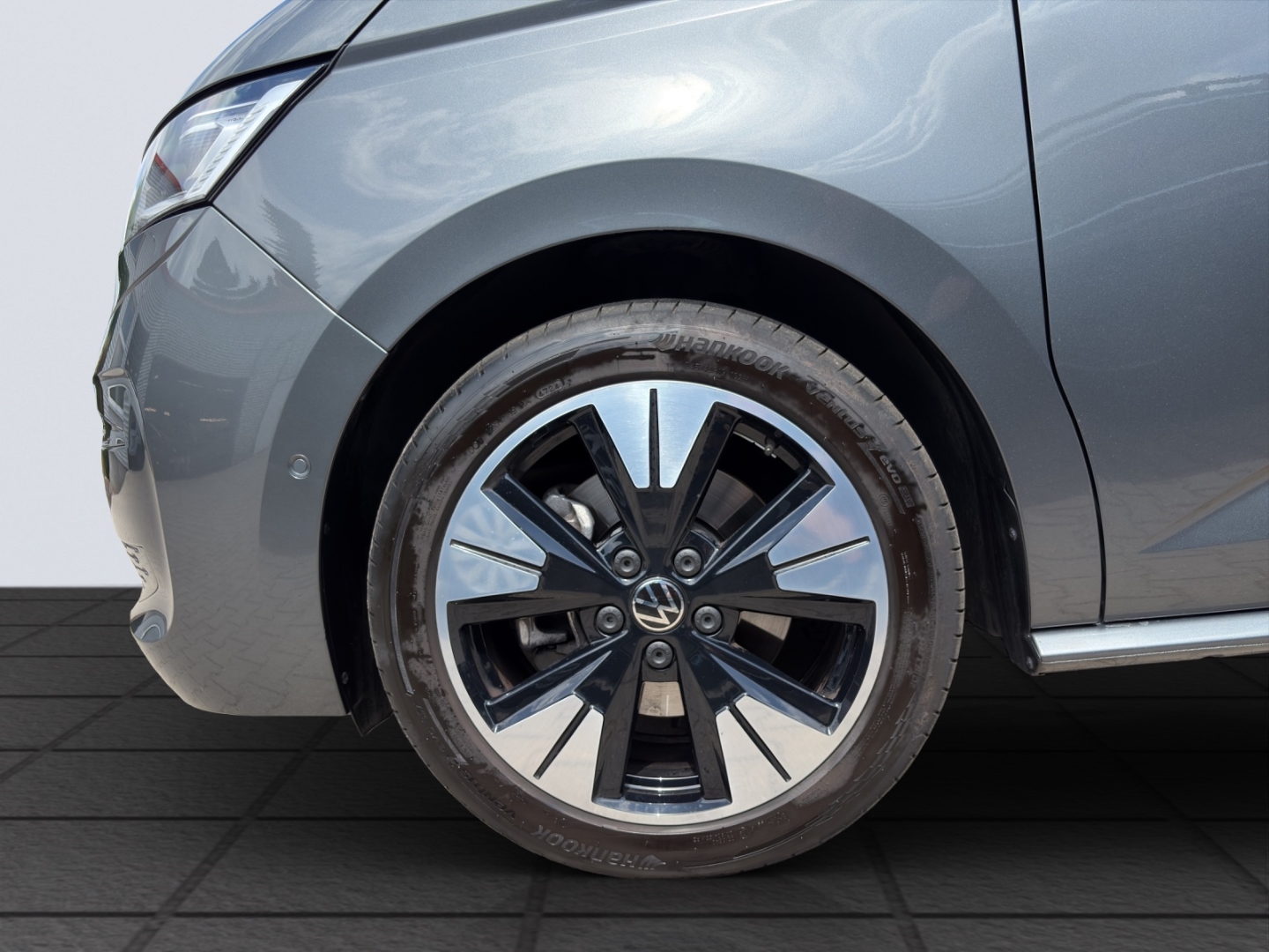 T7 Multivan Life 2.0 TDI 110kW DSG AHZV MatrixLED ACC DCC ParkAssist 360°Kamera Standheizung Sitzheizung 7-Sitzer