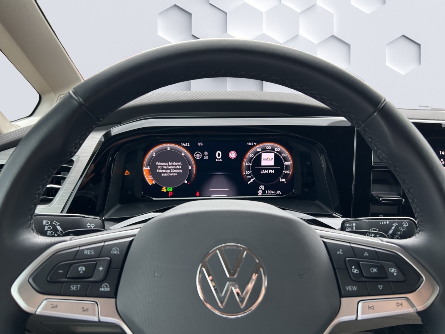 T7 Multivan Life 2.0 TDi 110kW DSG AHZV MatrixLED ACC DCC ParkAssist 360°Kamera Standheizung Sitzheizung 7-Sitzer