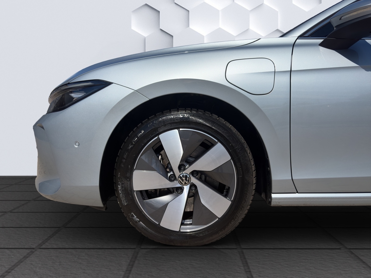 Passat Variant Business 1.5TSI eHybrid DSG AHZV LED HuD ACC ParkAssistPro 360°Kamera Sitzheizung