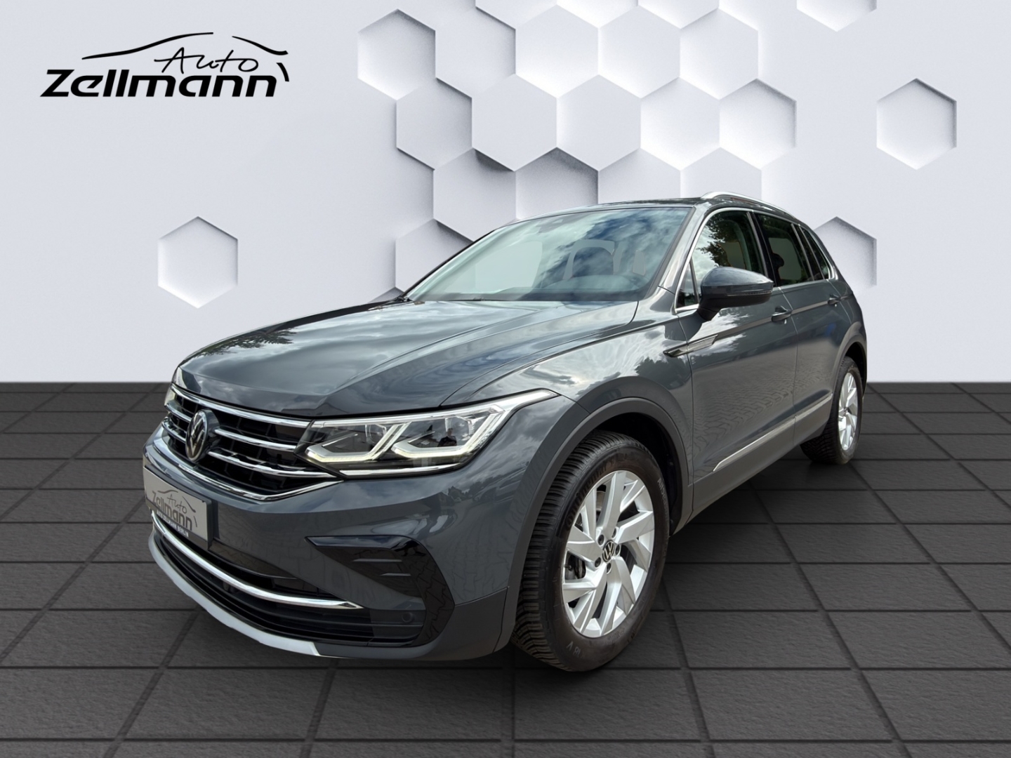 Tiguan Elegance 2.0TSI 4M DSG AHZV MatrixLED PDC ACC Si...