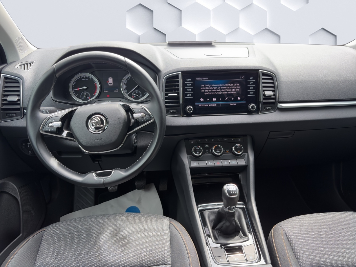Karoq Ambition 1.0 TSI 81kW AHZV LED PDC Sitzheizung